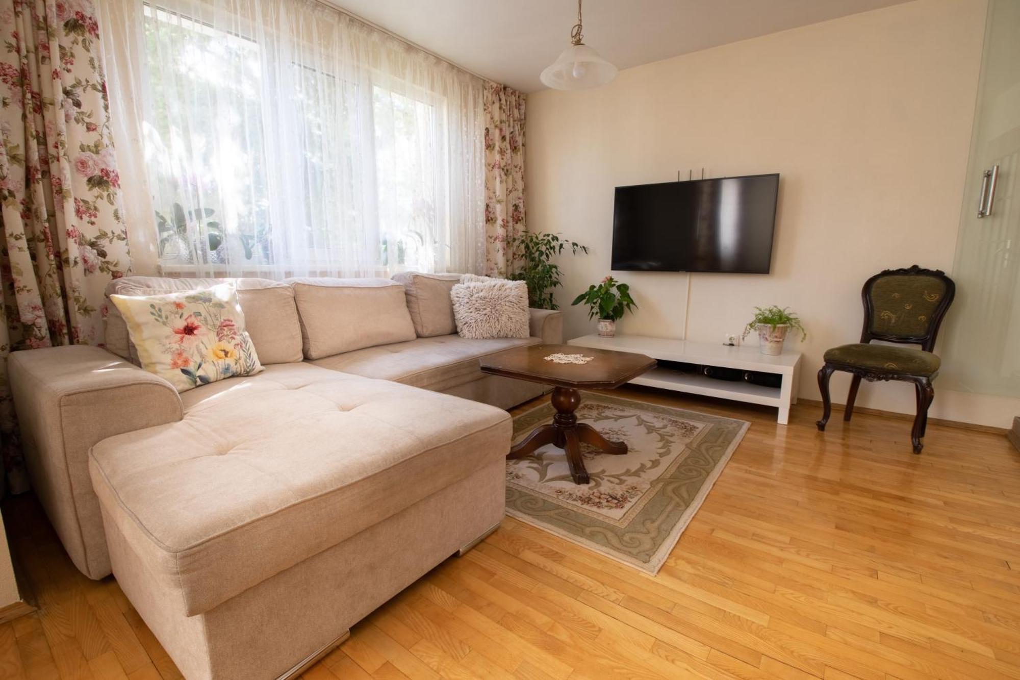 Daire Cosy, Quiet House With Vitosha View Near Paradise Sofya